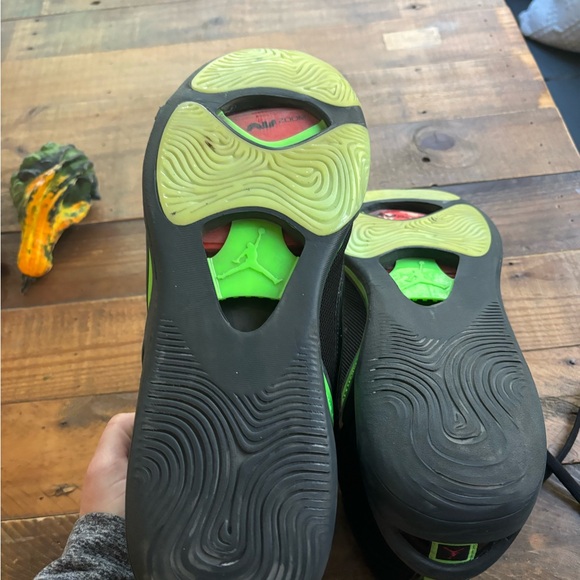 Jason Tatum Nike basketball shoes - Picture 7 of 7